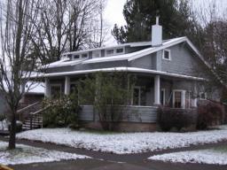 house_snow_2006.jpg